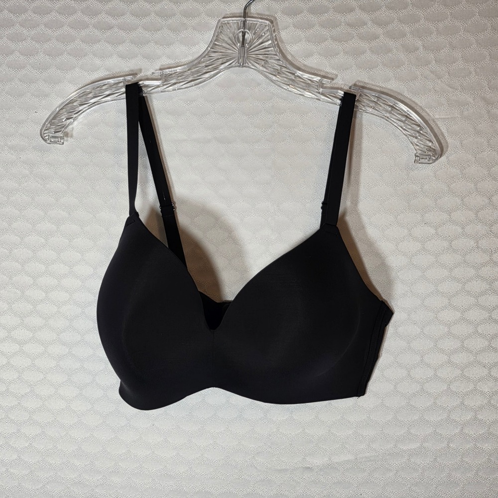 Secret Treasures Black Wireless T-Shirt Bra 36D Padded Plunge Everyday Lingerie